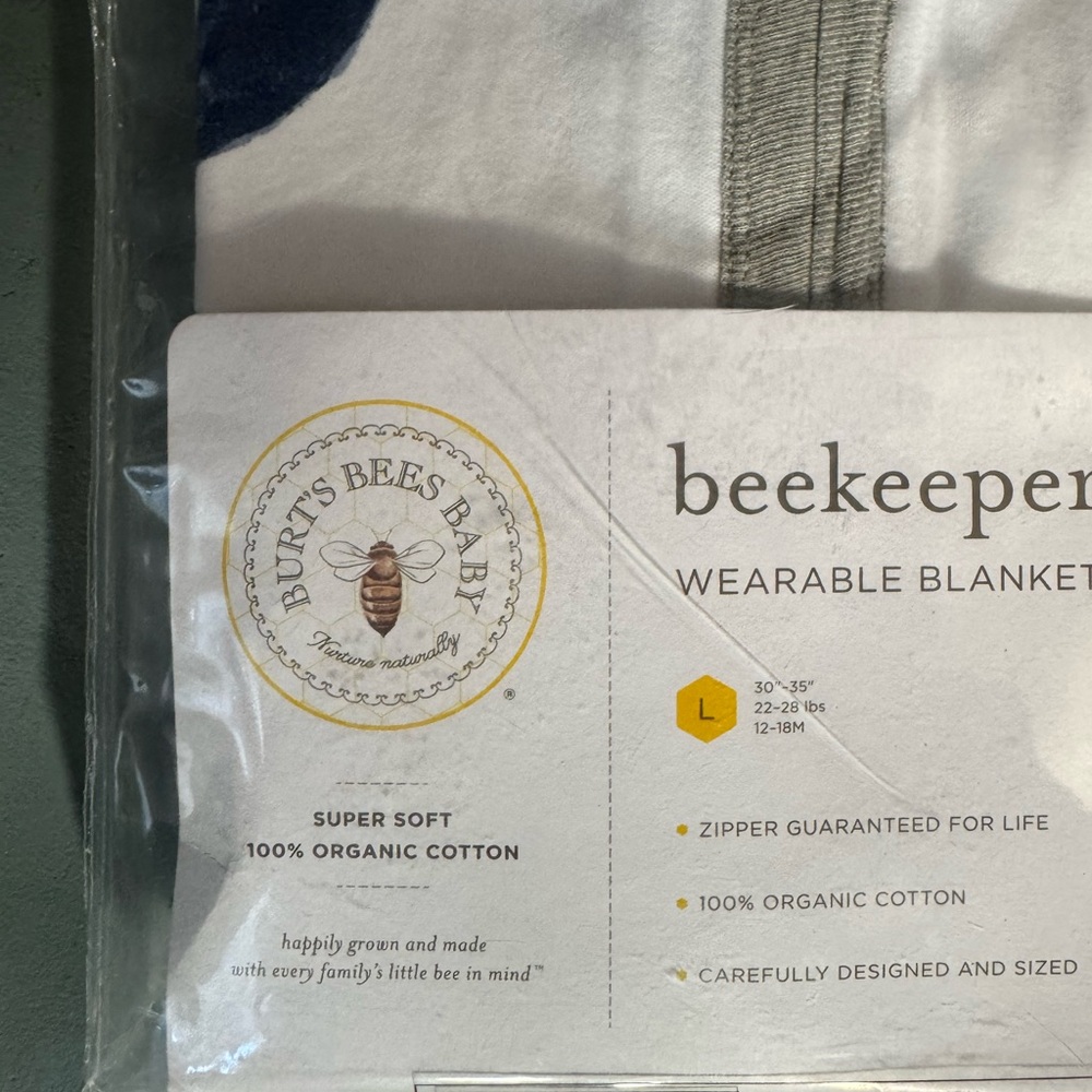 BURTS BEES beekeeper wearable blanket - Picture 3 of 6